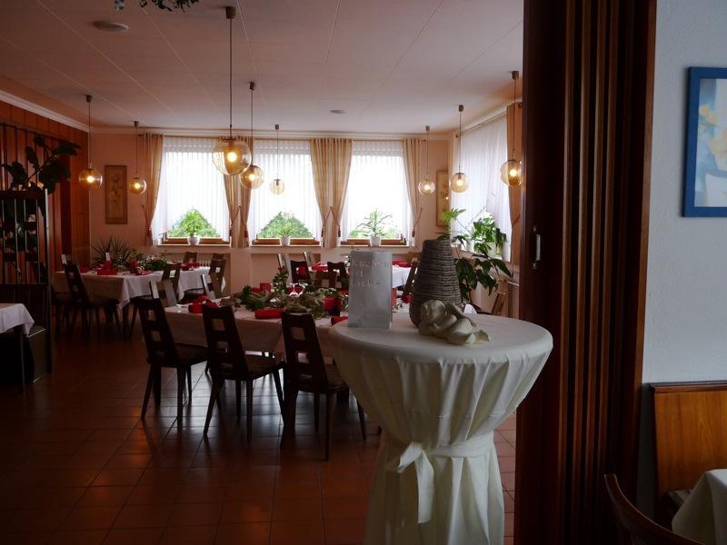 Gasthof Krone Monchberg  Bagian luar foto